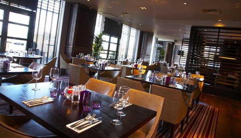 Village Hotel Solihull Étterem fotó